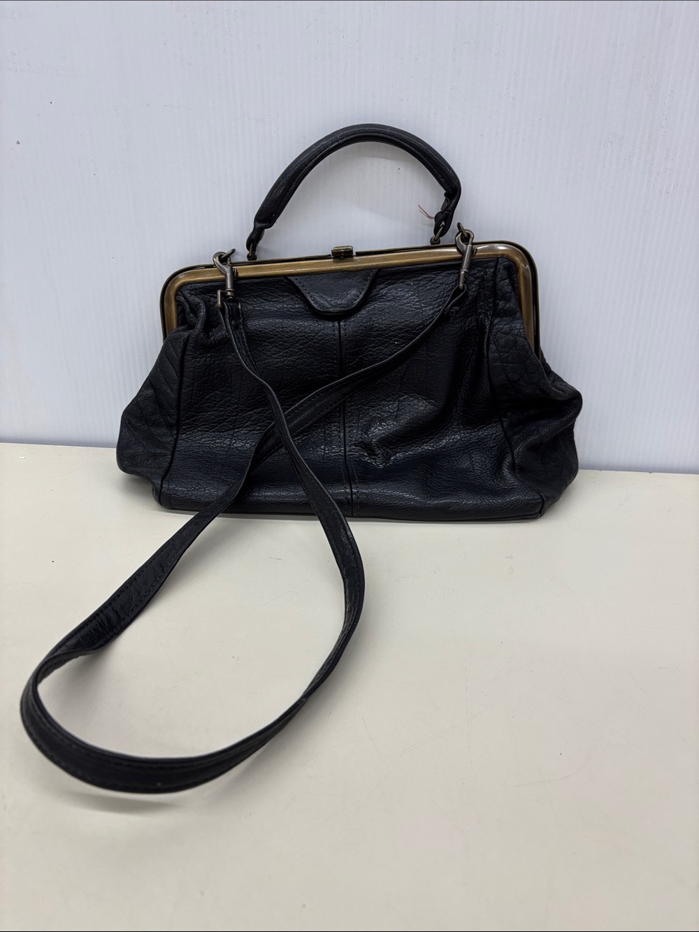 Stone Mountain Accessories Black Leather Frame Satchel with Shoulder Strap
